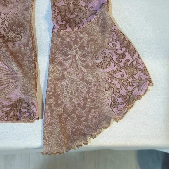 No Boundaries True Y2K Flare Sleeve Top - Picture 4 of 7